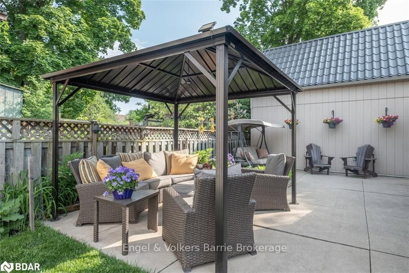 46 Park St, Barrie, L4N 1H5 | Image 3