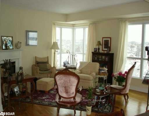 1205 - 2 Toronto St, Barrie, L4N 9R2 | Image 2