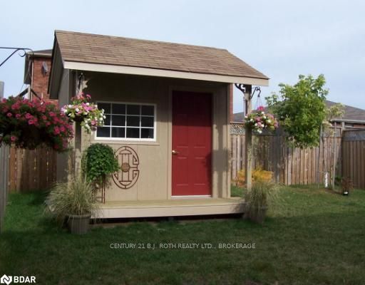 91 Butternut Dr, Barrie, L4N 9Z7 | Image 2