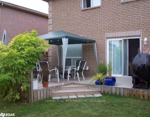 91 Butternut Dr, Barrie, L4N 9Z7 | Image 3