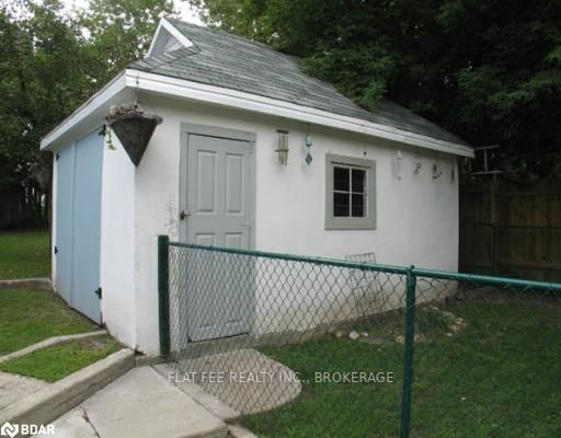 Listing Image 7