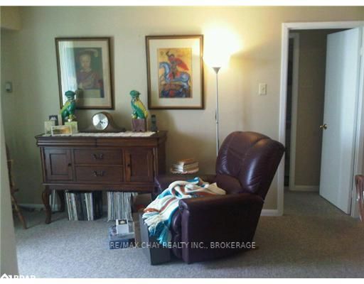 Room2