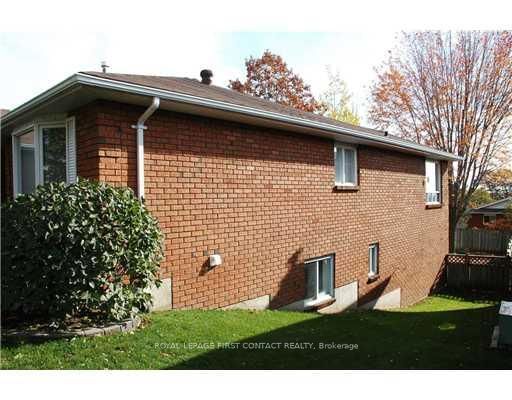 161 Shirley Ave, Barrie, L4N 6E6 | Image 2