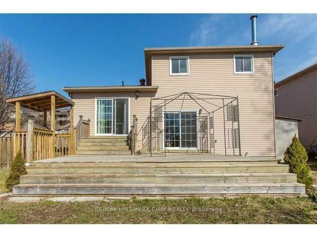 Listing Image 19