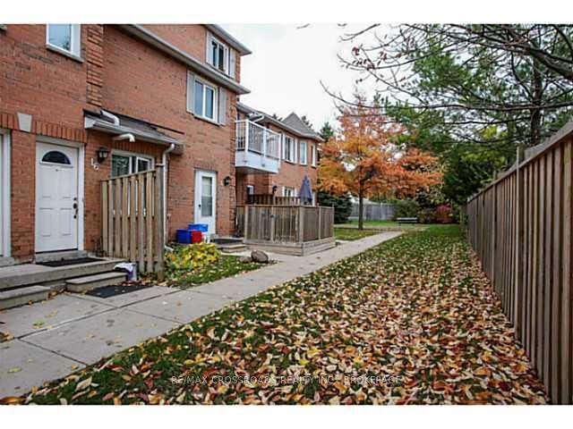 16 - 502 Essa Rd, Barrie, L4N 7L4 | Image 3