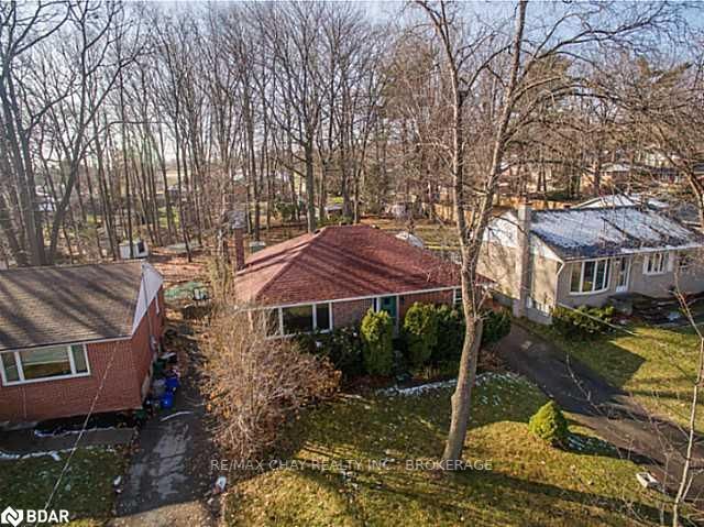 Listing Image 3