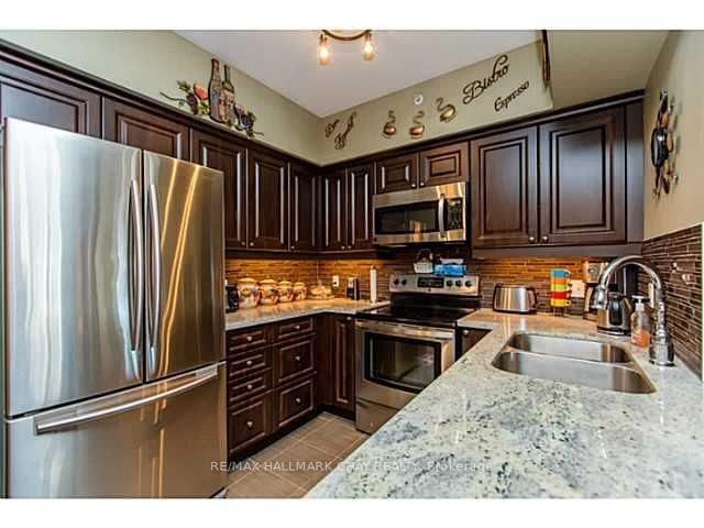 106 - 39 Ferndale Dr S, Barrie, L4N 5T5 | Image 2