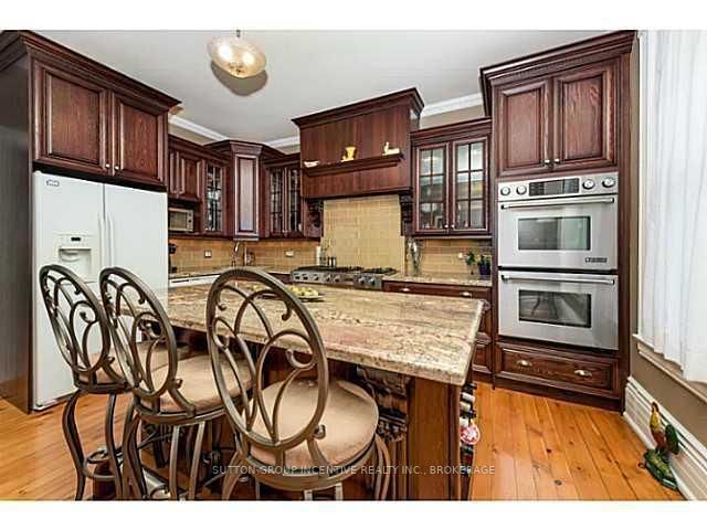 72 High St, Barrie, L4N 1W4 | Image 2