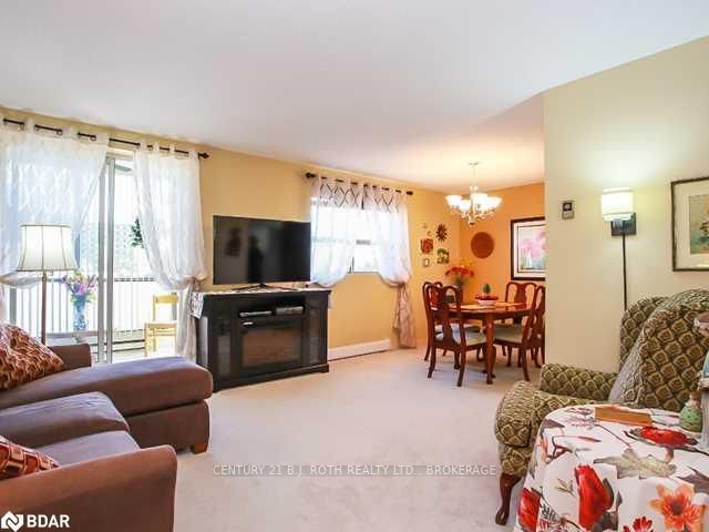 Listing Image 3
