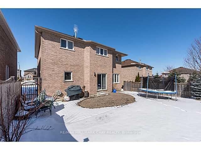 Listing Image 22