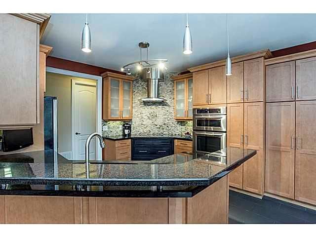 1215 Seadon Rd, Springwater, L4M 4S4 | Image 2