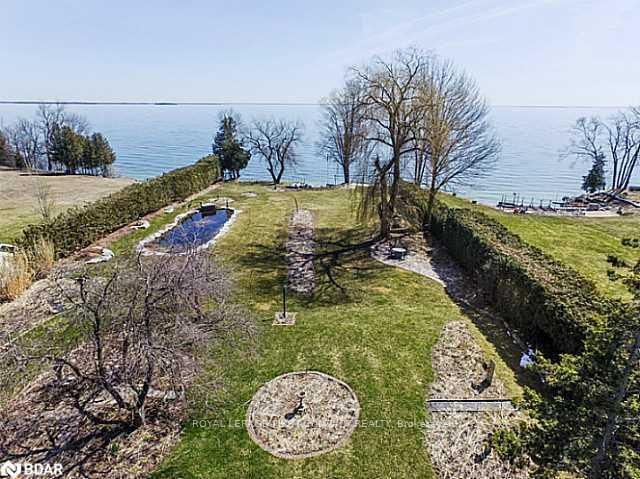 Listing Image 4