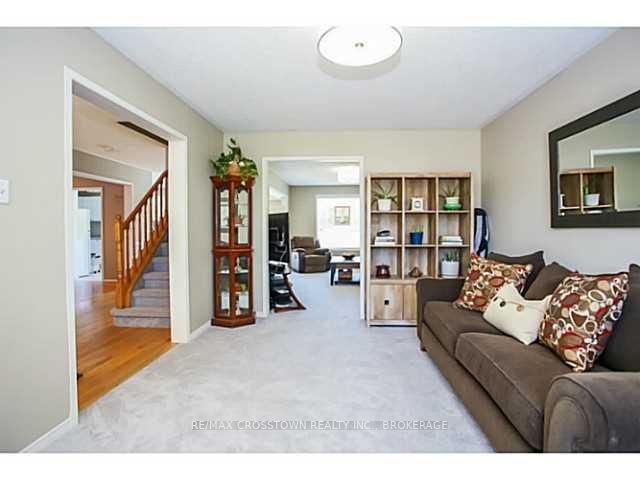 Listing photo 5
