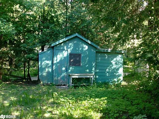 Listing Image 9