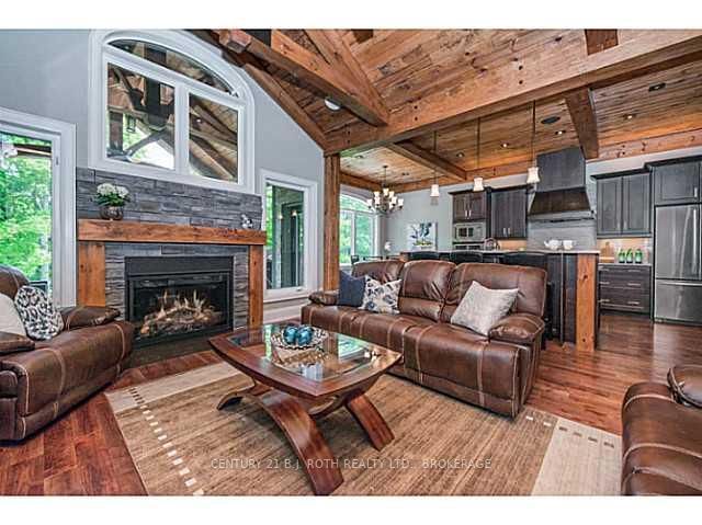 7 Ridgewood Crt, Oro-Medonte, L0L 2L0 | Image 3