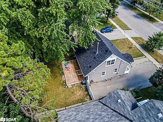 Listing Image 3