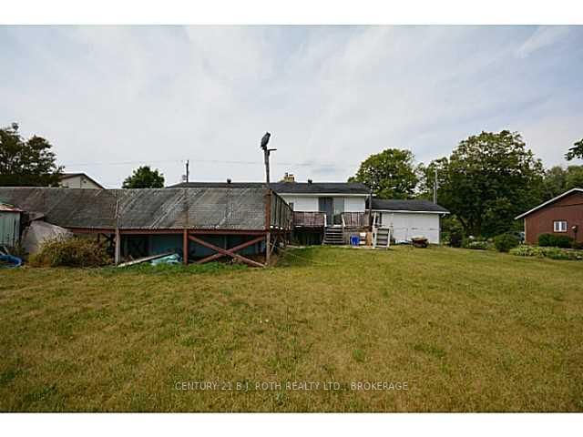 Listing Image 4