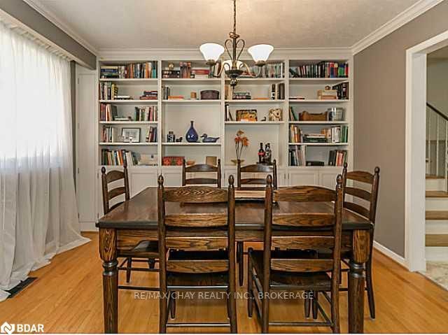 Listing Image 10