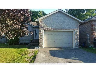 Detached House sold at 48 Brighton Road, Barrie, Ontario, L4M 6S4 - Georgian Drive - MLS: S6273775