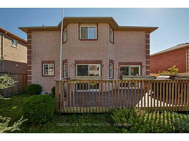 Listing Image 4