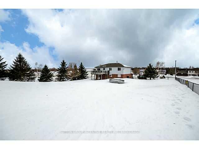 Listing Image 22