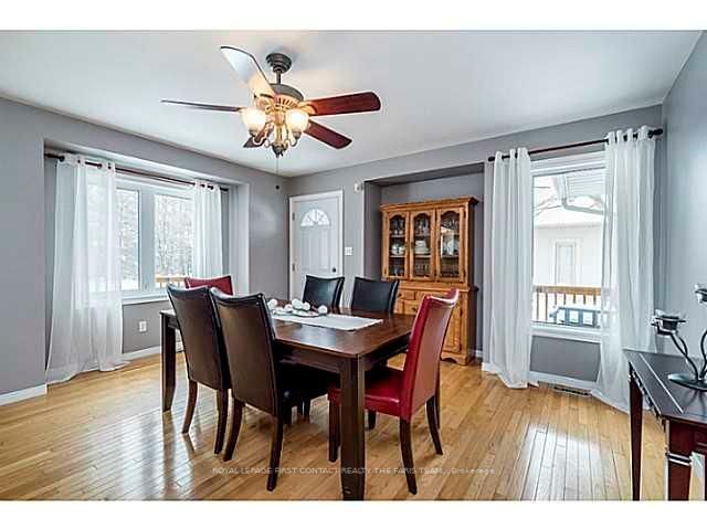 Listing Image 5