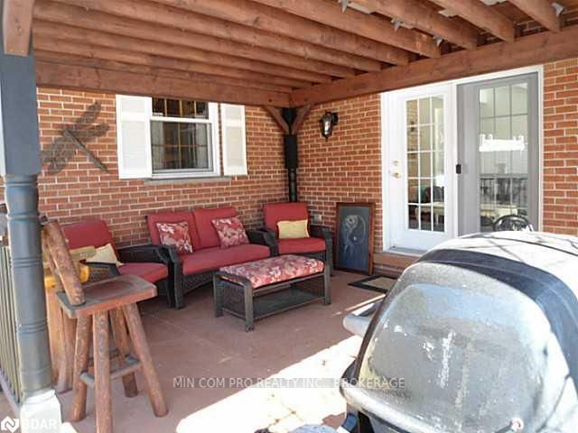 Listing Image 6