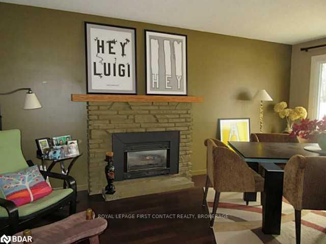 Listing Image 3