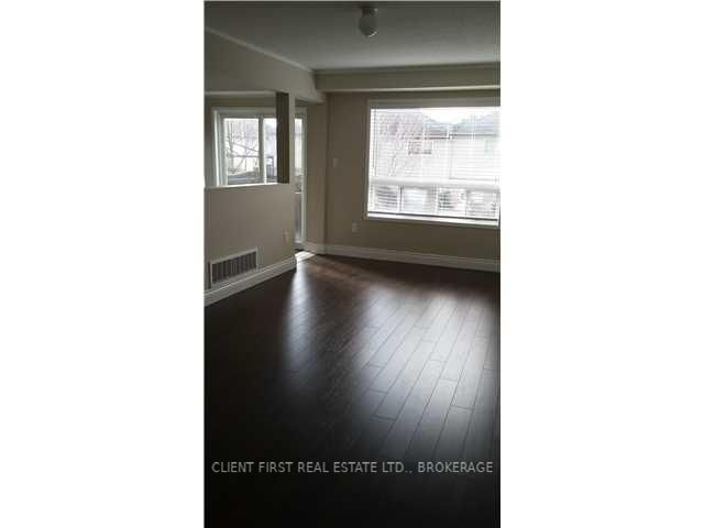 12 Sunset Pl, Barrie, L4N 0T7 | Image 3