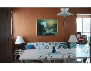 Room1