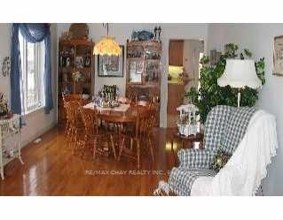 48 Crimson Ridge Rd, Barrie, L4N 9S1 | Image 3