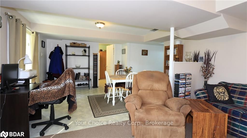 Listing Image 35