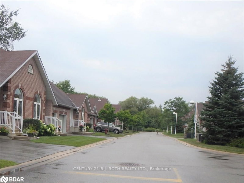 3 - 358 Little Ave, Barrie, L4N 2Z6 | Image 3