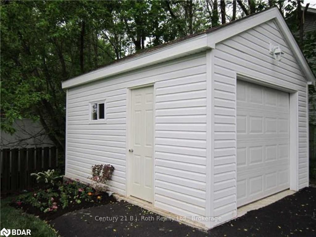 Listing Image 18
