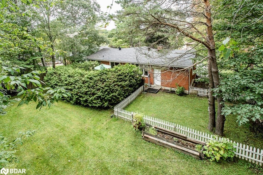 Listing Image 3