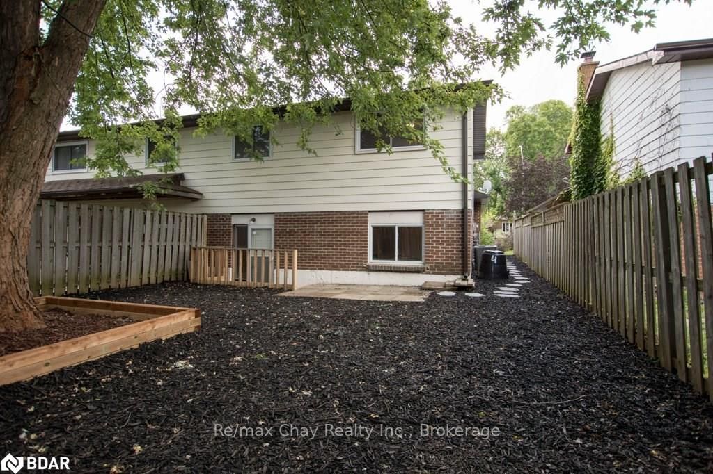 Listing Image 15