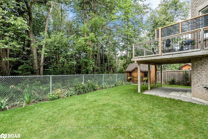 28 Shalom Way, Barrie, L4N 5X9 | Image 2