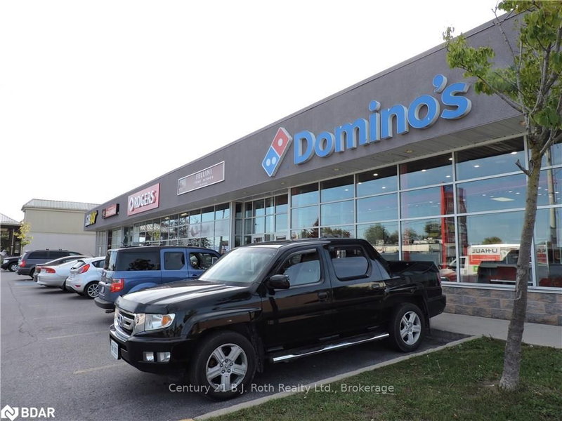 4 - 205 Memorial Ave, Orillia, L3V 5X8 | Image 2