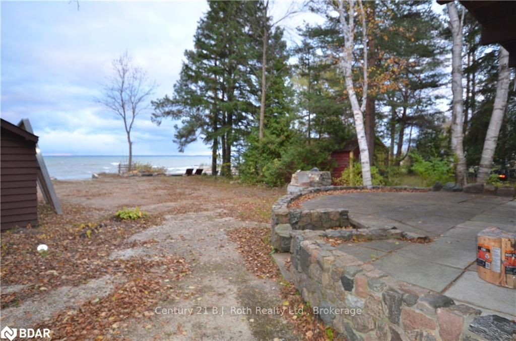 Listing Image 3