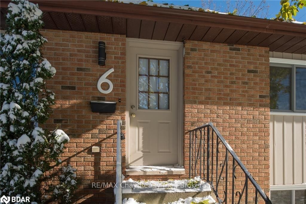 Listing Image 3