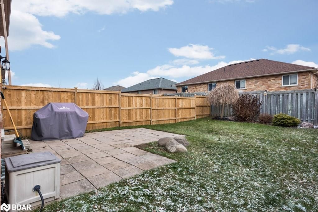 Listing Image 20