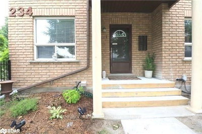 Townhouse sold at 1-234 Cundles Road, Barrie, Ontario, L4M 6L1 - Little Lake - MLS: S6286281