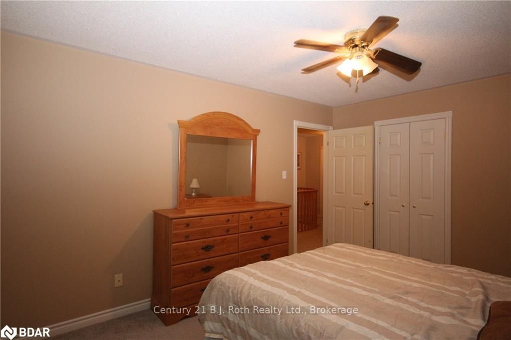 Listing Image 29