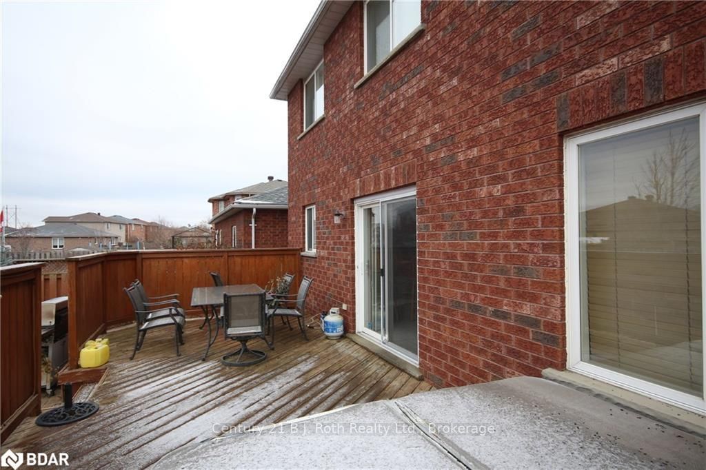 Listing Image 40