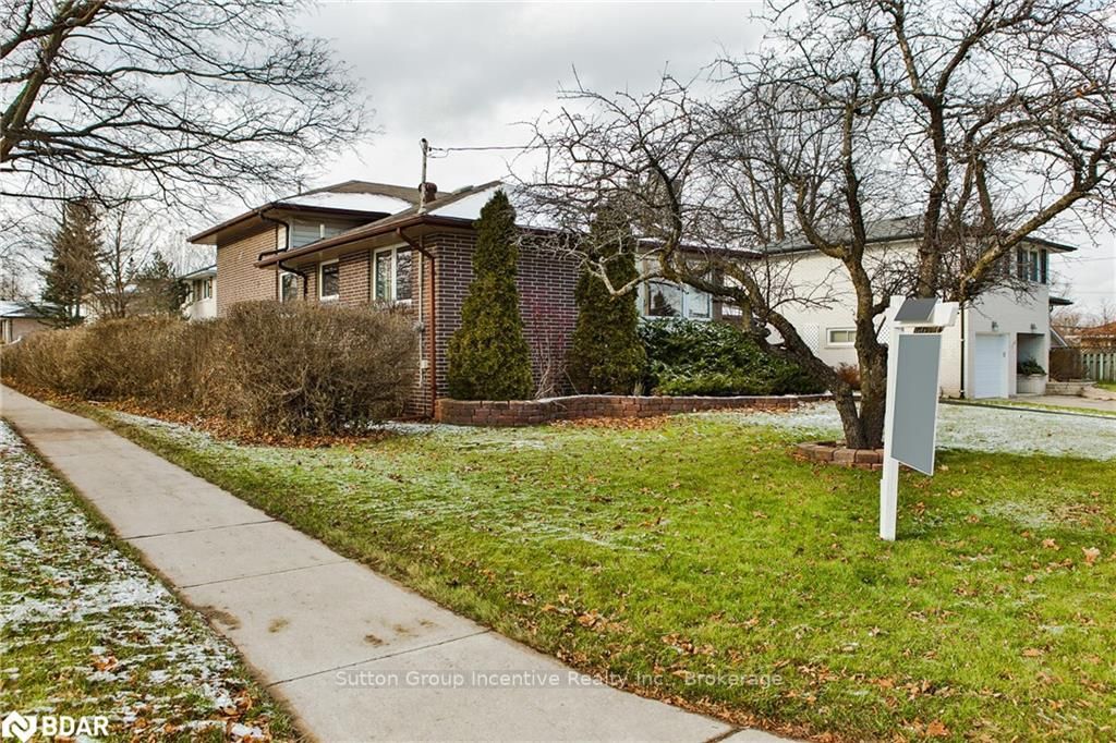 Listing Image 3