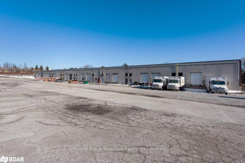 5 - 40 Bell Farm Rd, Barrie, L4M 5L3 | Image 3