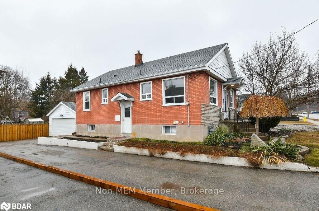 Listing Image 3
