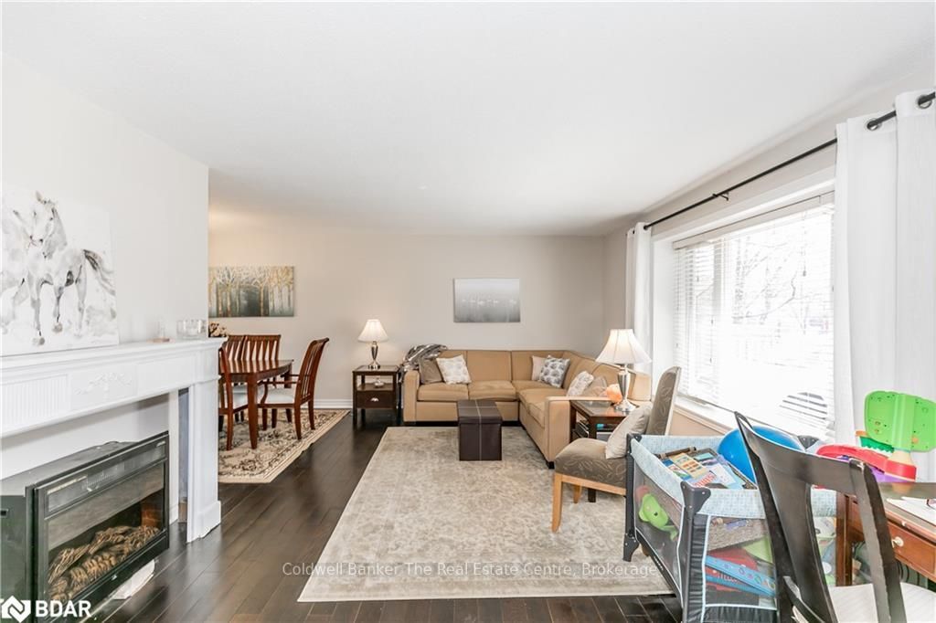 Listing Image 3