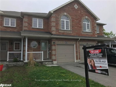 Townhouse leased at 63 Sydenham, Barrie, Ontario, L4M 6R5 - Georgian Drive - MLS: S6288953