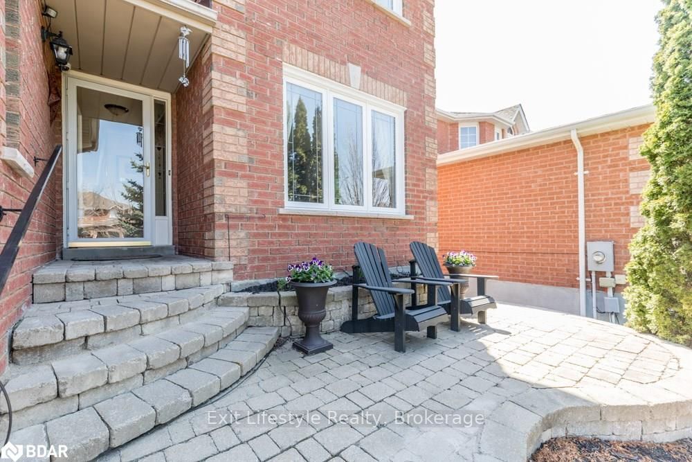 Listing Image 2